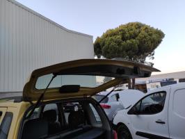 Foto pieza de coche