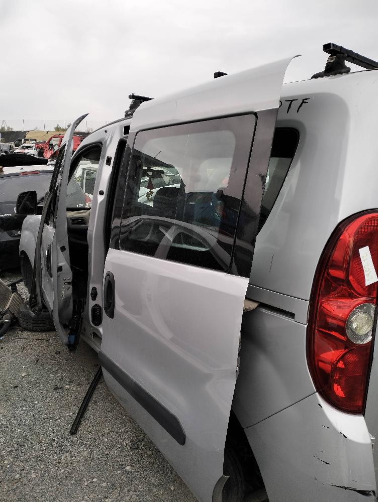 Foto pieza de coche