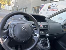 Foto pieza de coche