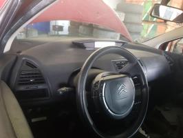 Foto pieza de coche