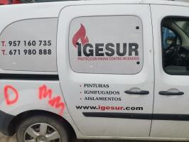 Foto pieza de coche