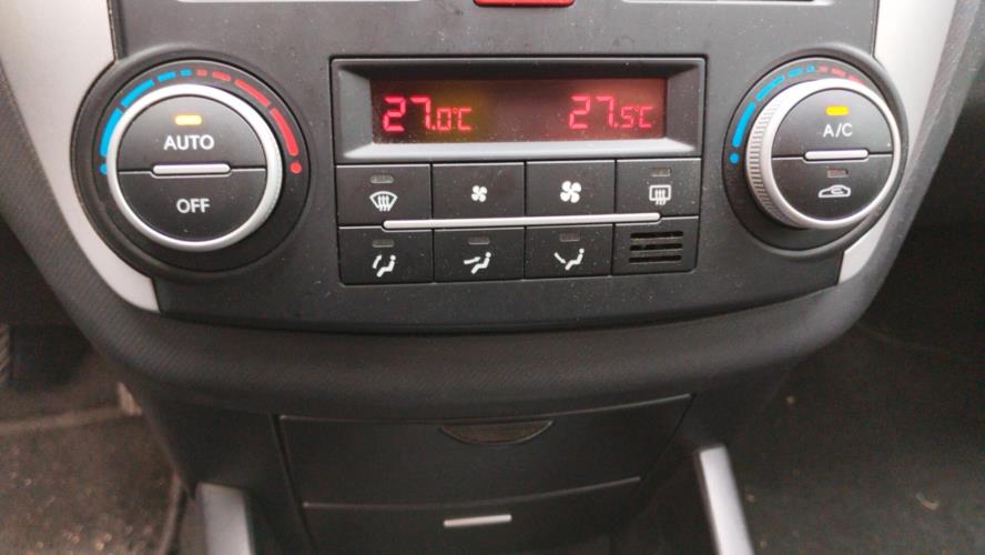 Image Commande chauffage - KIA CEE-D 1