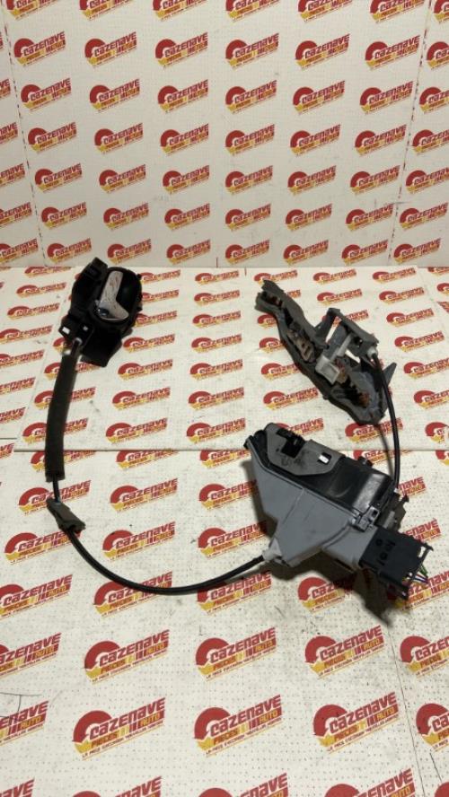 Image Fermeture centralisee arriere droit - PEUGEOT 3008 1