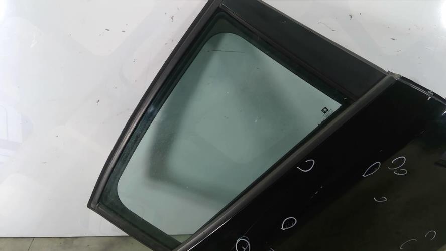 Image Vitre arriere droit - PEUGEOT 208 1