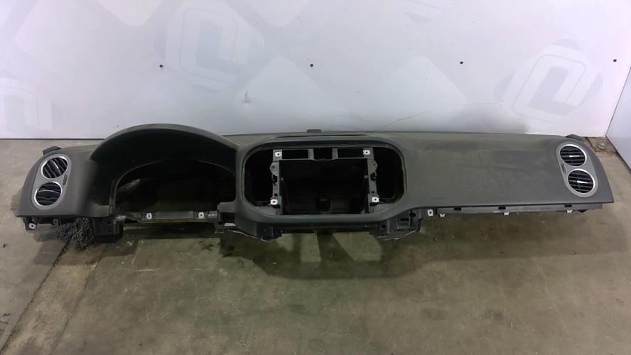 Image Tableau de bord - VOLKSWAGEN TIGUAN 1