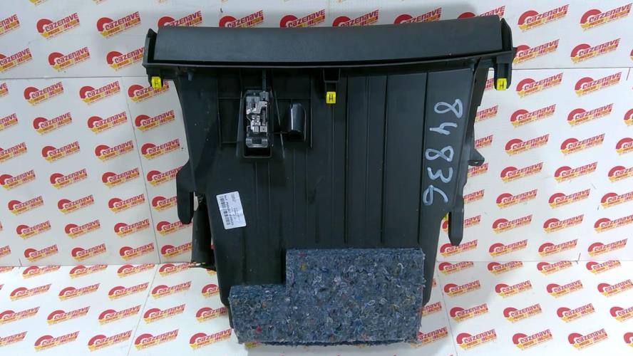 Image Boite a gants - RENAULT MEGANE 4