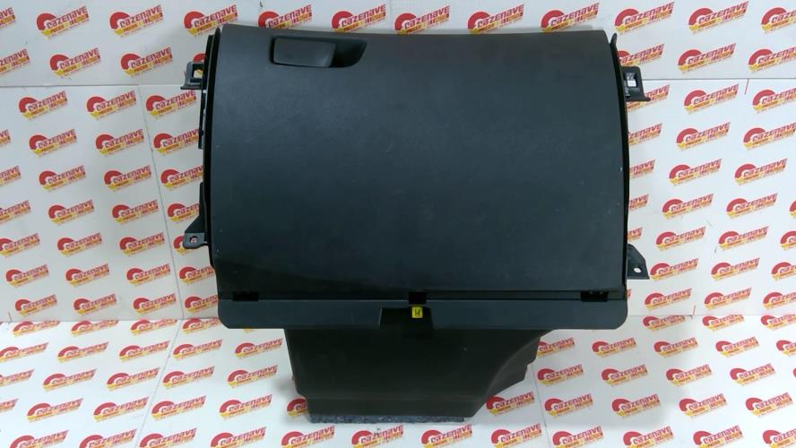 Image Boite a gants - RENAULT MEGANE 4