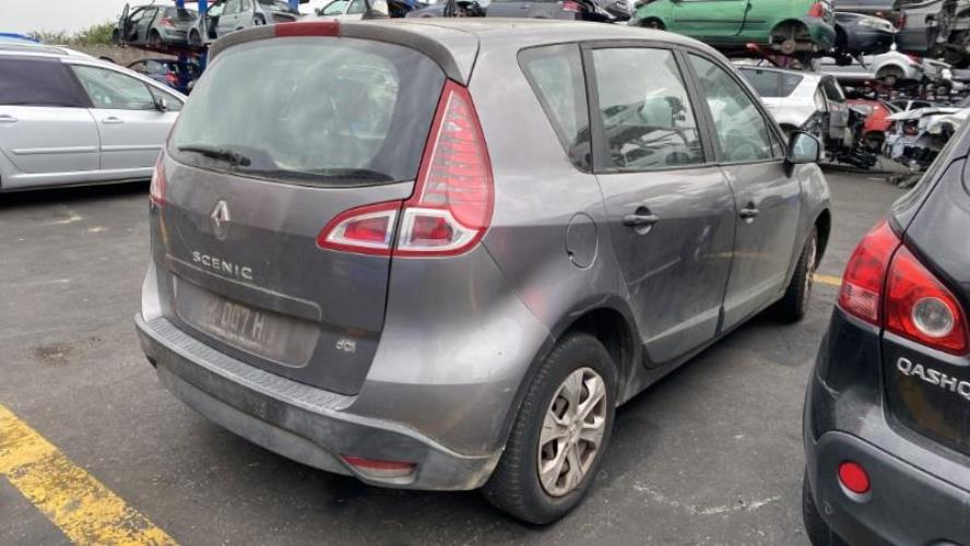 Image Feu arriere secondaire droit (feux) - RENAULT SCENIC 3