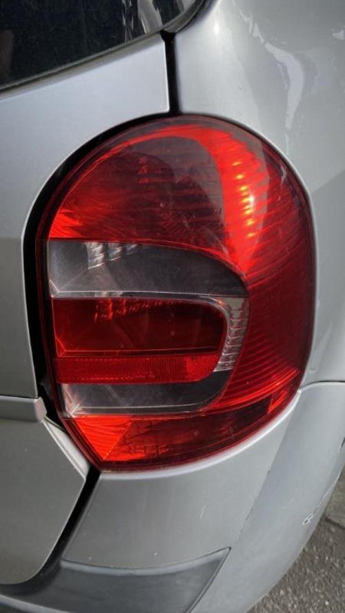 Image Feu arriere principal droit (feux) - RENAULT GRAND MODUS