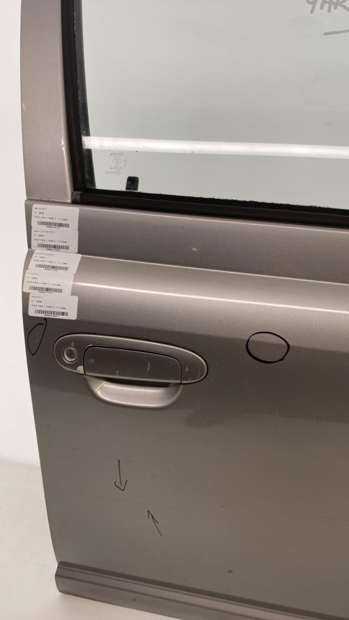 Image Poignee porte avant droit - TOYOTA YARIS 1