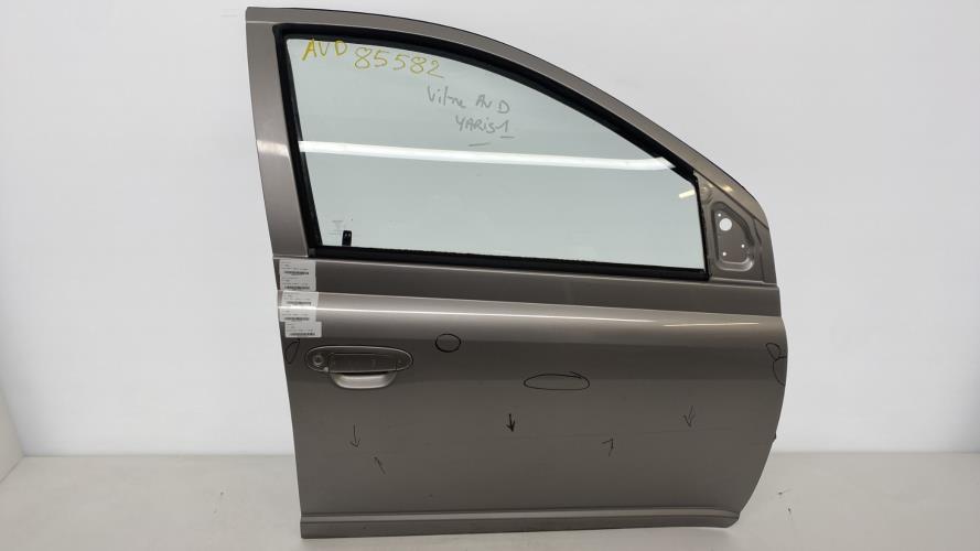 Image Poignee porte avant droit - TOYOTA YARIS 1