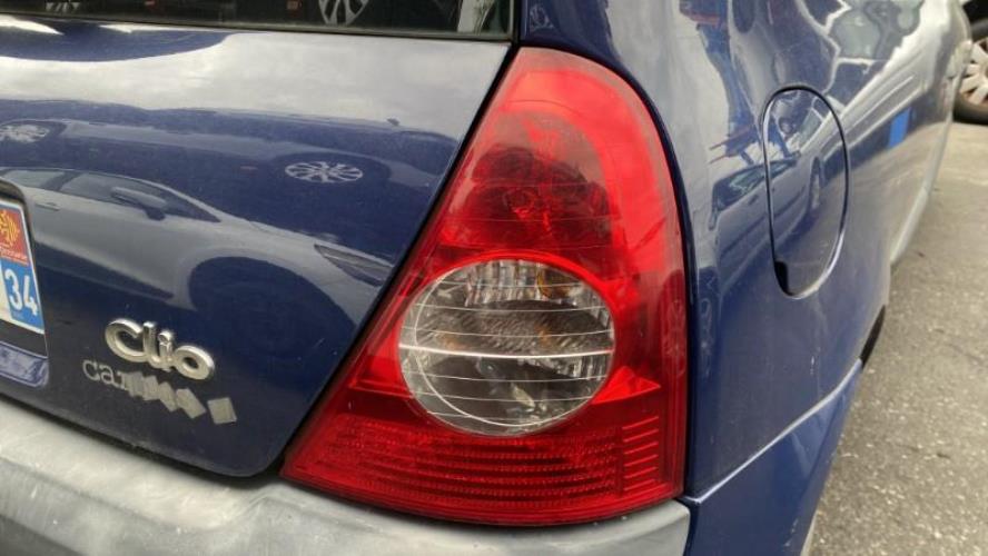 Image Feu arriere principal droit (feux) - RENAULT CLIO 2