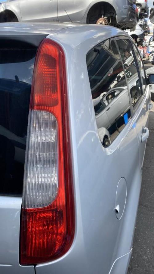 Image Feu arriere principal droit (feux) - FORD C-MAX 1