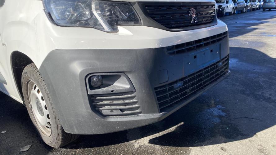 Image Pare choc avant - PEUGEOT PARTNER 3