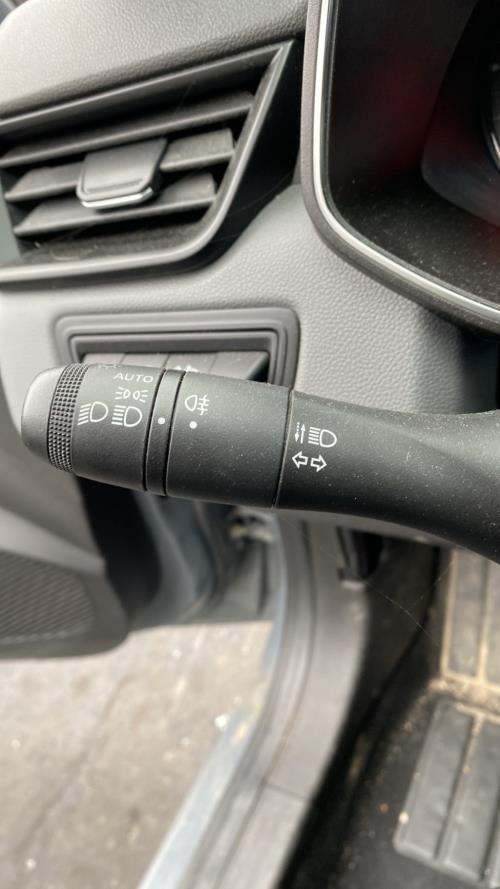 Image Com (Bloc Contacteur Tournant+Commodo Essuie Glace+Commodo Phare) - RENAULT CLIO 5