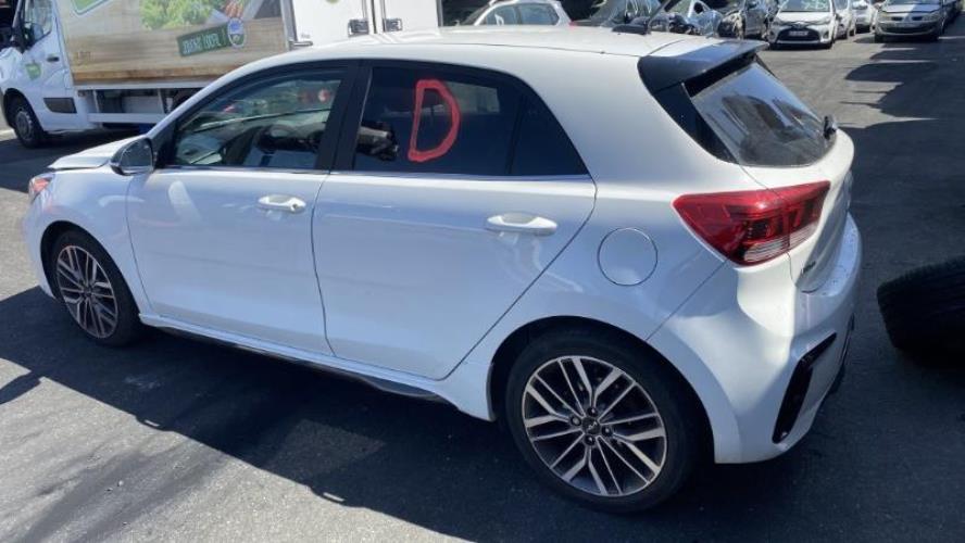 Image Vitre avant gauche - KIA RIO 4