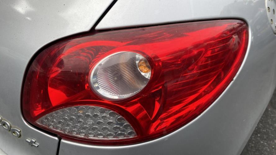 Image Feu arriere principal droit (feux) - PEUGEOT 206+