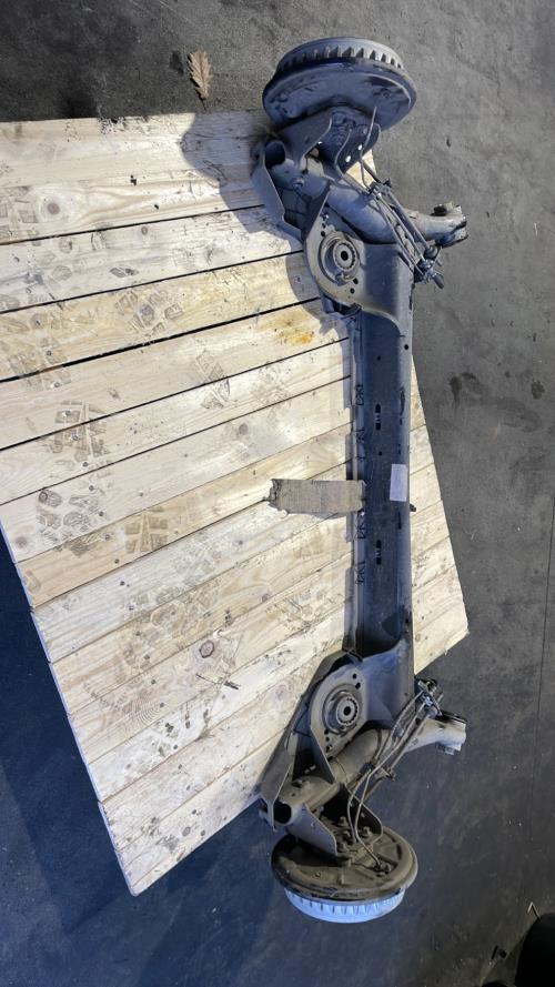 Image Essieu arriere - RENAULT CLIO 5