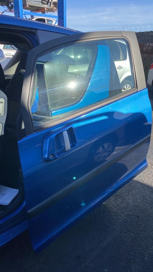 Image Vitre avant gauche - PEUGEOT 1007