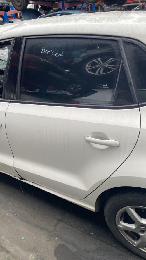 Image Porte arriere gauche - VOLKSWAGEN POLO 5