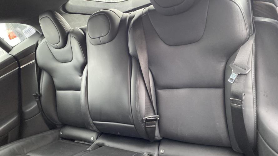 Image Banquette arriere - TESLA MODEL S 5YJS