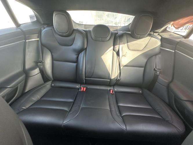 Image Banquette arriere - TESLA MODEL S 5YJS
