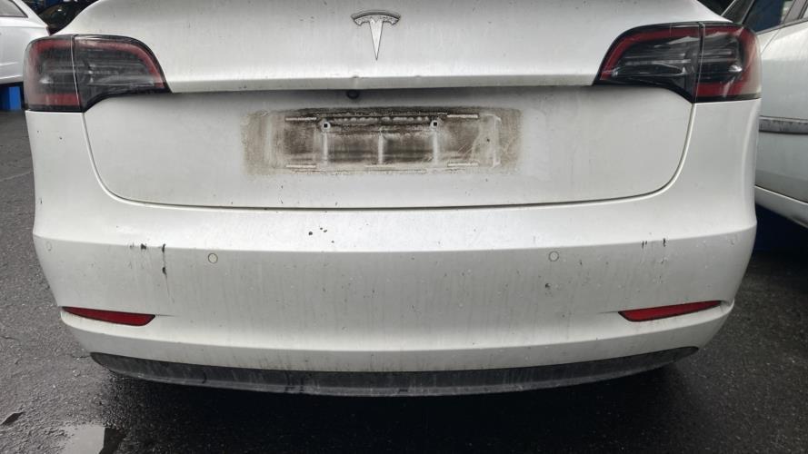Image Pare choc arriere - TESLA MODEL 3 5YJ3