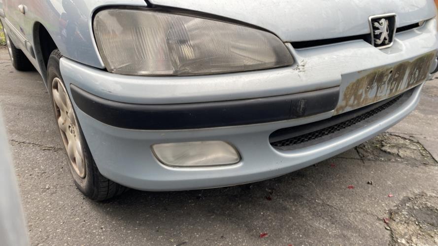 Image Pare choc avant - PEUGEOT 106