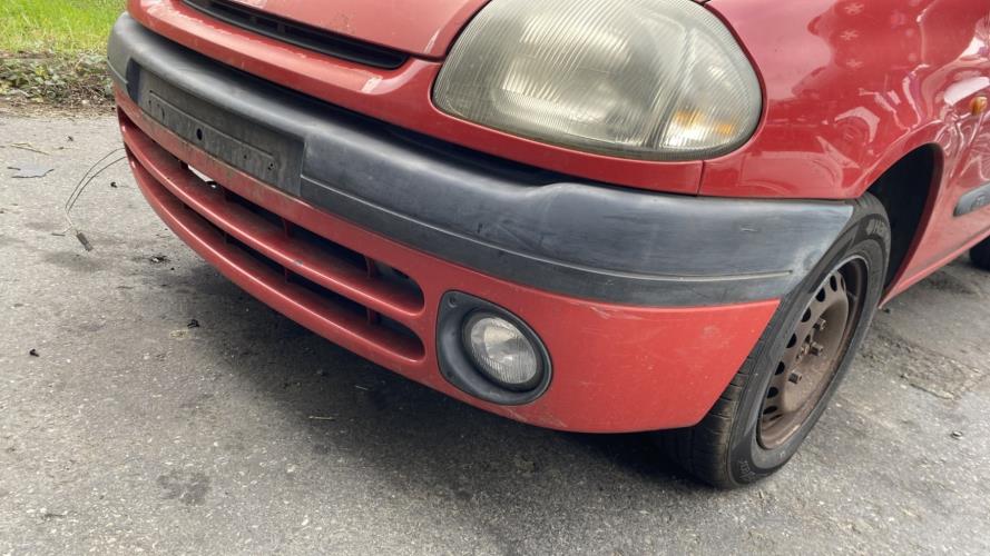 Image Pare choc avant - RENAULT CLIO 2