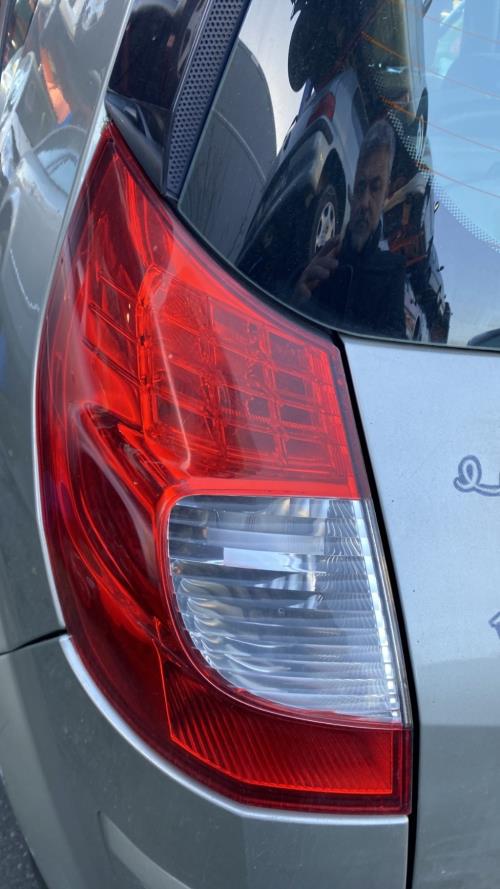 Image Feu arriere principal gauche (feux) - RENAULT SCENIC 2