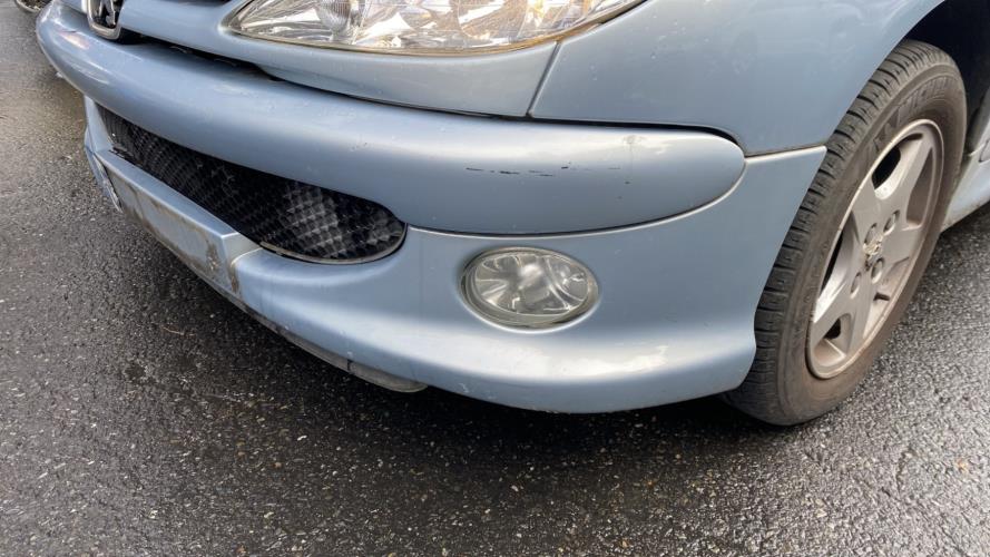 Image Pare choc avant - PEUGEOT 206