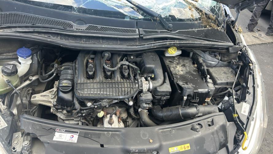 Image Moteur - PEUGEOT 208 1
