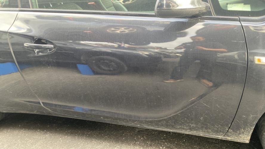 Image Poignee porte avant droit - OPEL ASTRA J