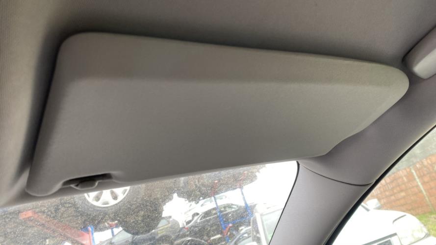 Image Pare soleil droit - VOLVO V 50