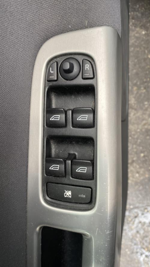 Image Interrupteur de leve vitre avant gauche - VOLVO V 50