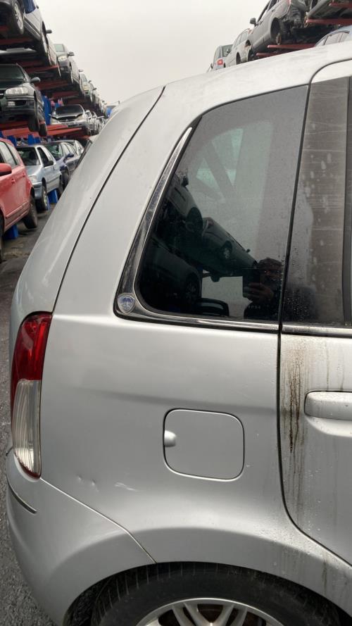 Image Custode arriere droit - LANCIA MUSA