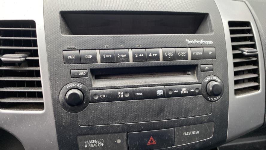 Image Autoradio d'origine - MITSUBISHI OUTLANDER 2
