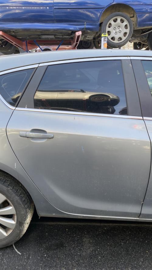 Image Porte arriere droit - OPEL ASTRA J
