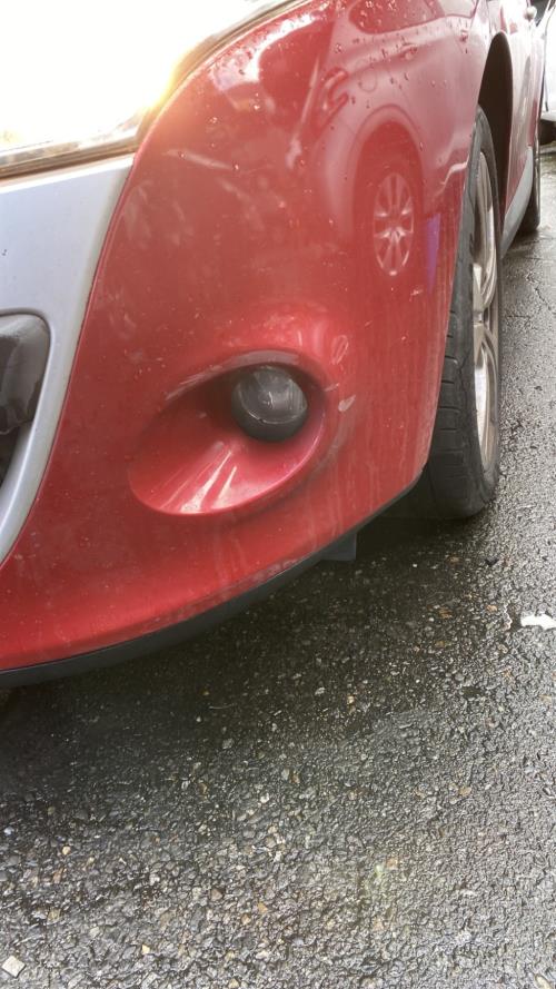 Image Anti brouillard gauche (feux) - RENAULT MEGANE 3