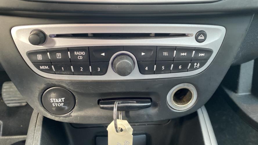 Image Autoradio d'origine - RENAULT MEGANE 3