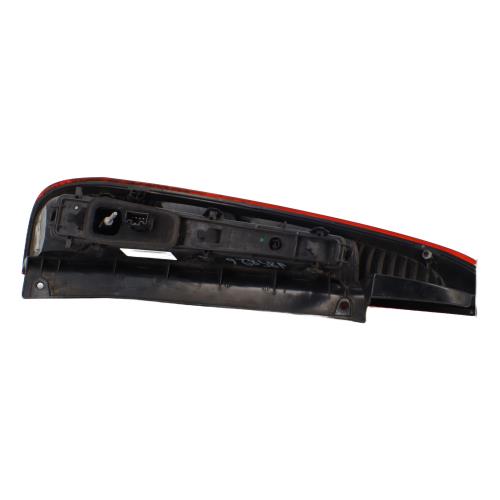 Image Feu arriere principal droit (feux) - FORD FIESTA 5