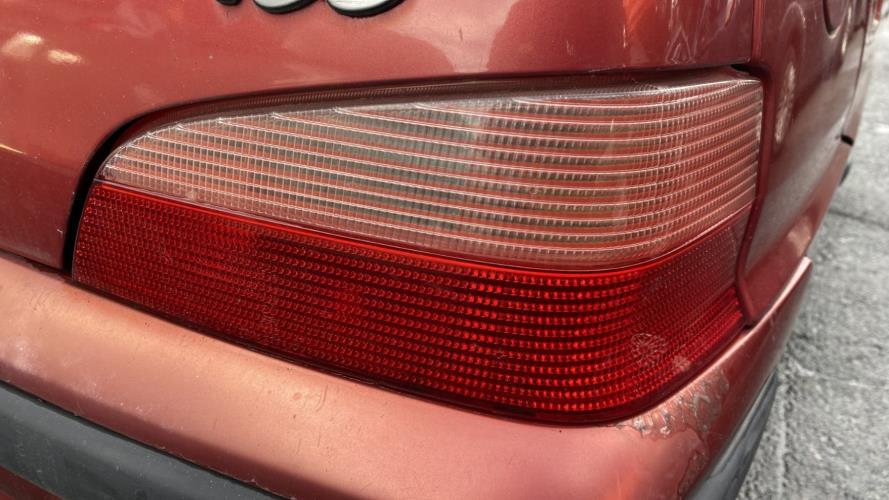 Image Feu arriere principal droit (feux) - PEUGEOT 106