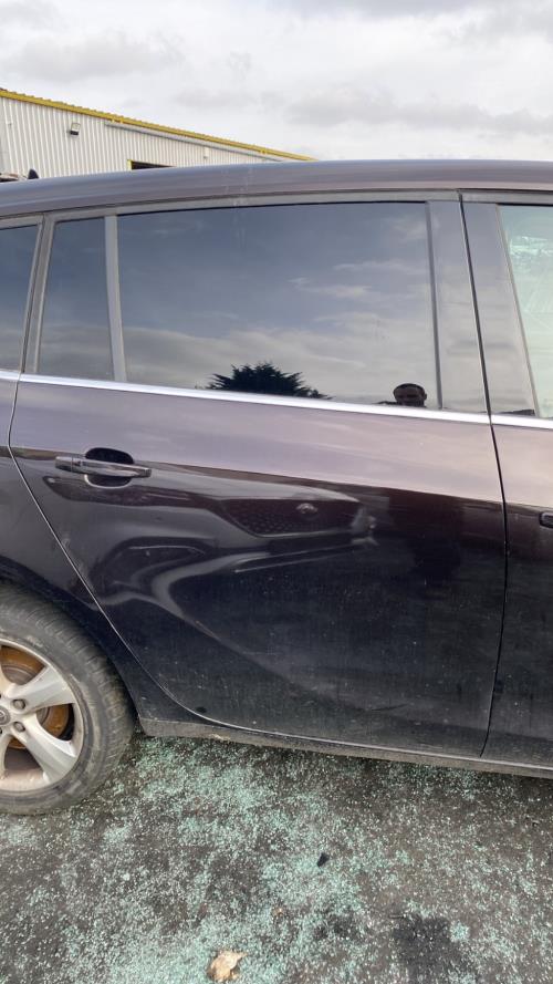 Image Vitre arriere droit - OPEL ZAFIRA TOURER C