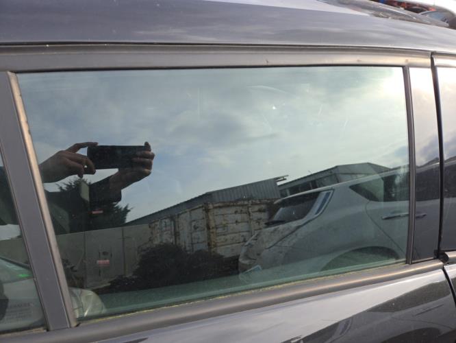 Image Vitre arriere droit - RENAULT MEGANE 3