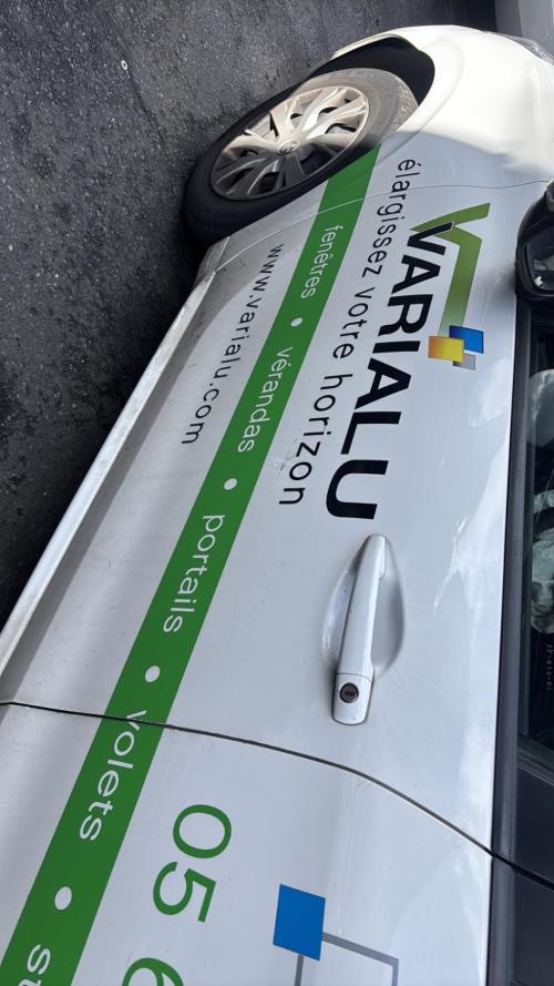 Image Porte avant gauche - PEUGEOT 208 1