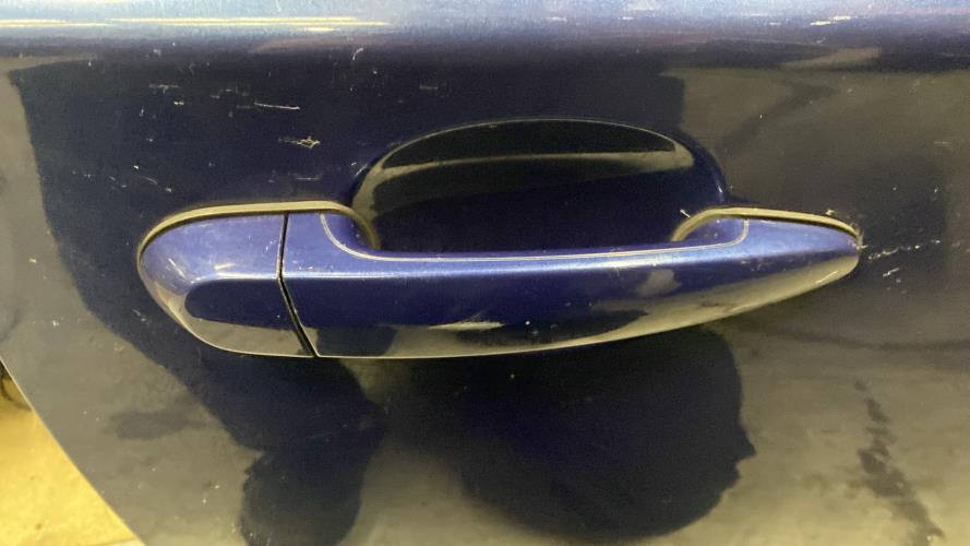 Image Poignee porte avant droit - BMW SERIE 1 E88