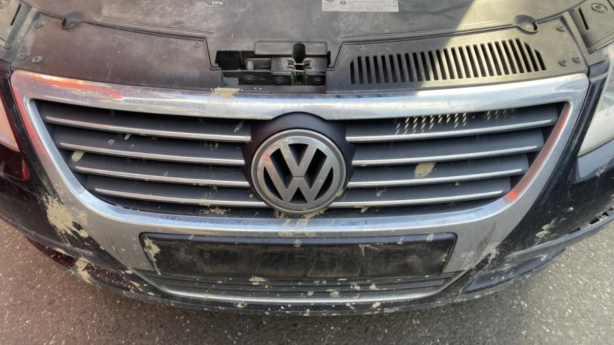 Image Pare choc avant - VOLKSWAGEN PASSAT 5
