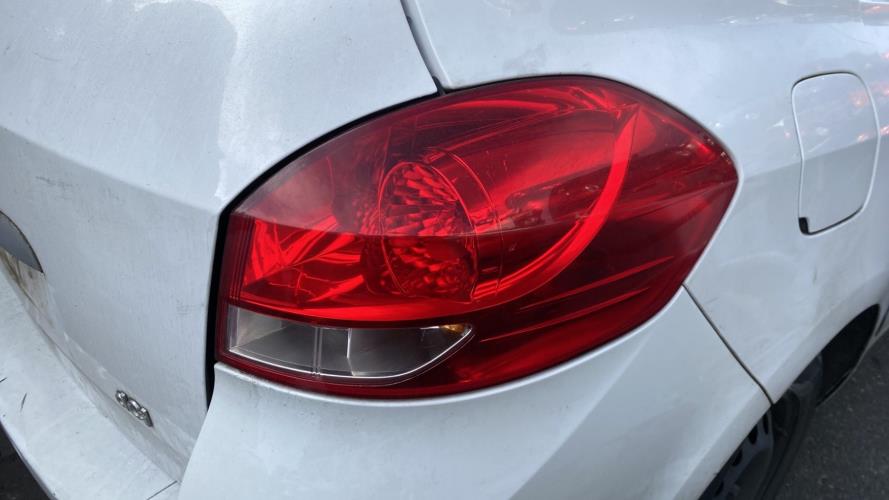 Image Platine feu arriere droit - RENAULT CLIO 3