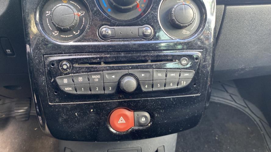 Image Autoradio d'origine - RENAULT CLIO 3