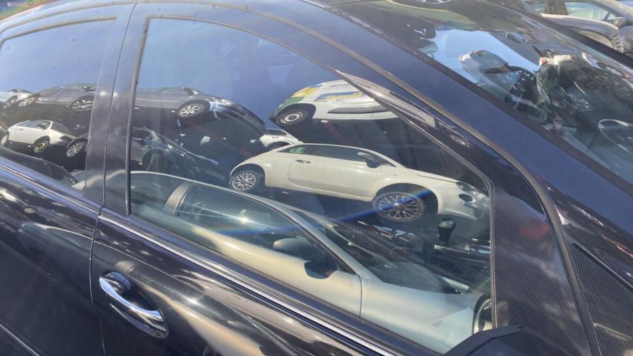 Image Porte avant droit - MERCEDES CLASSE B 245